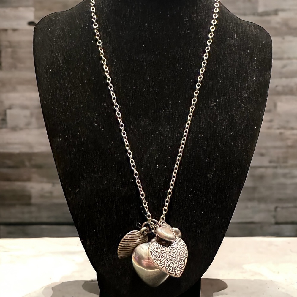 American eagle silvertone heart charm necklace.